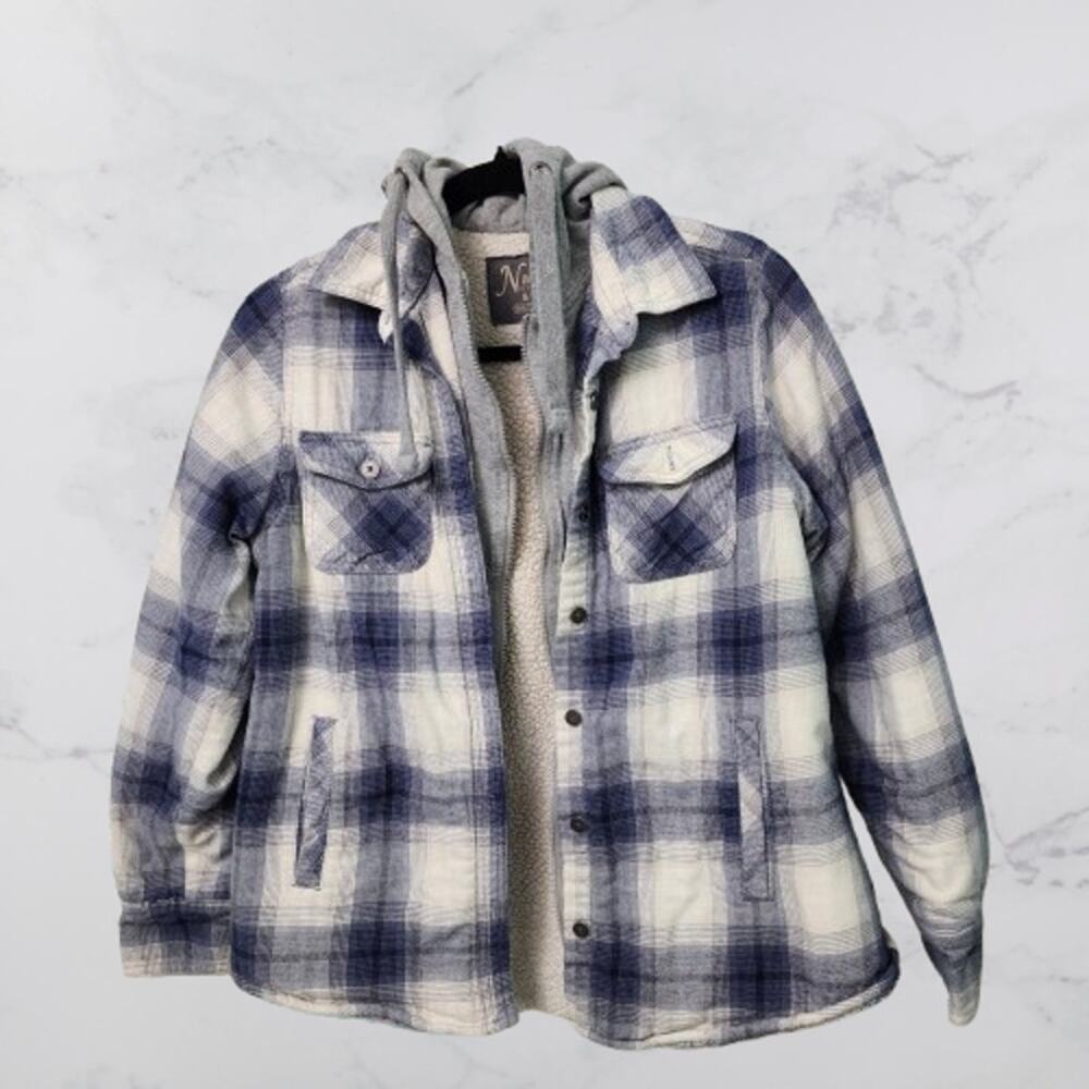 Bass Pro Shop Natural Reflections Hooded Flannel Sherpa Jacket Small